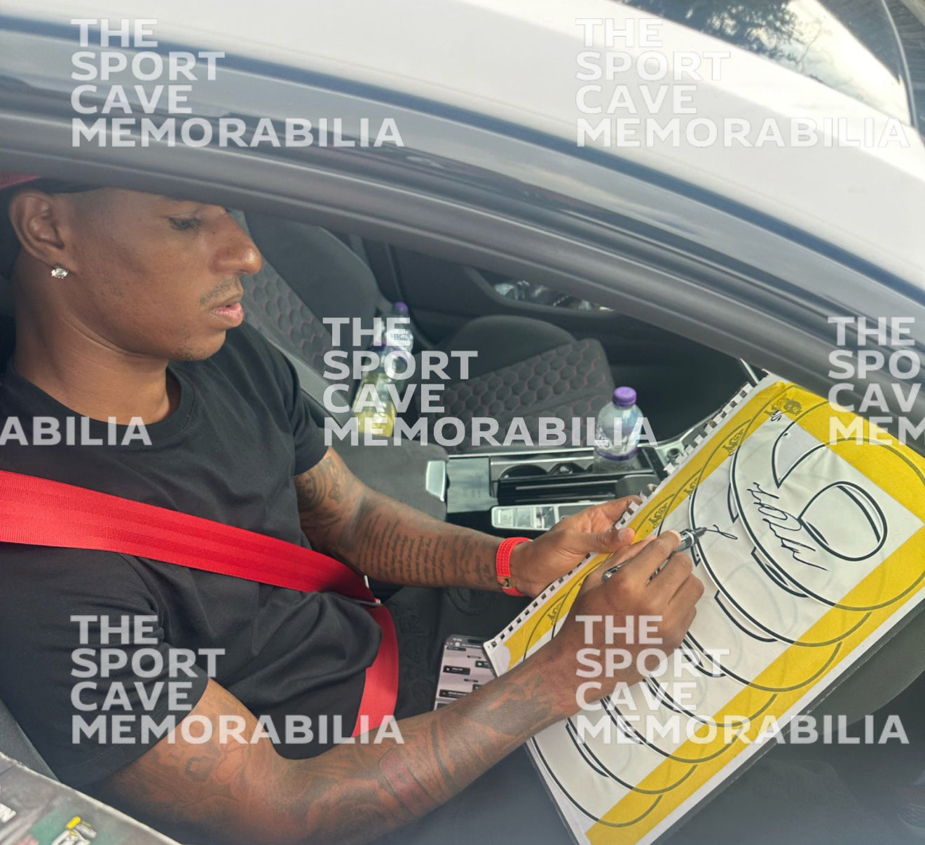 Marcus Rashford Signed Manchester United 2016 Home Shirt- Deluxe Framed