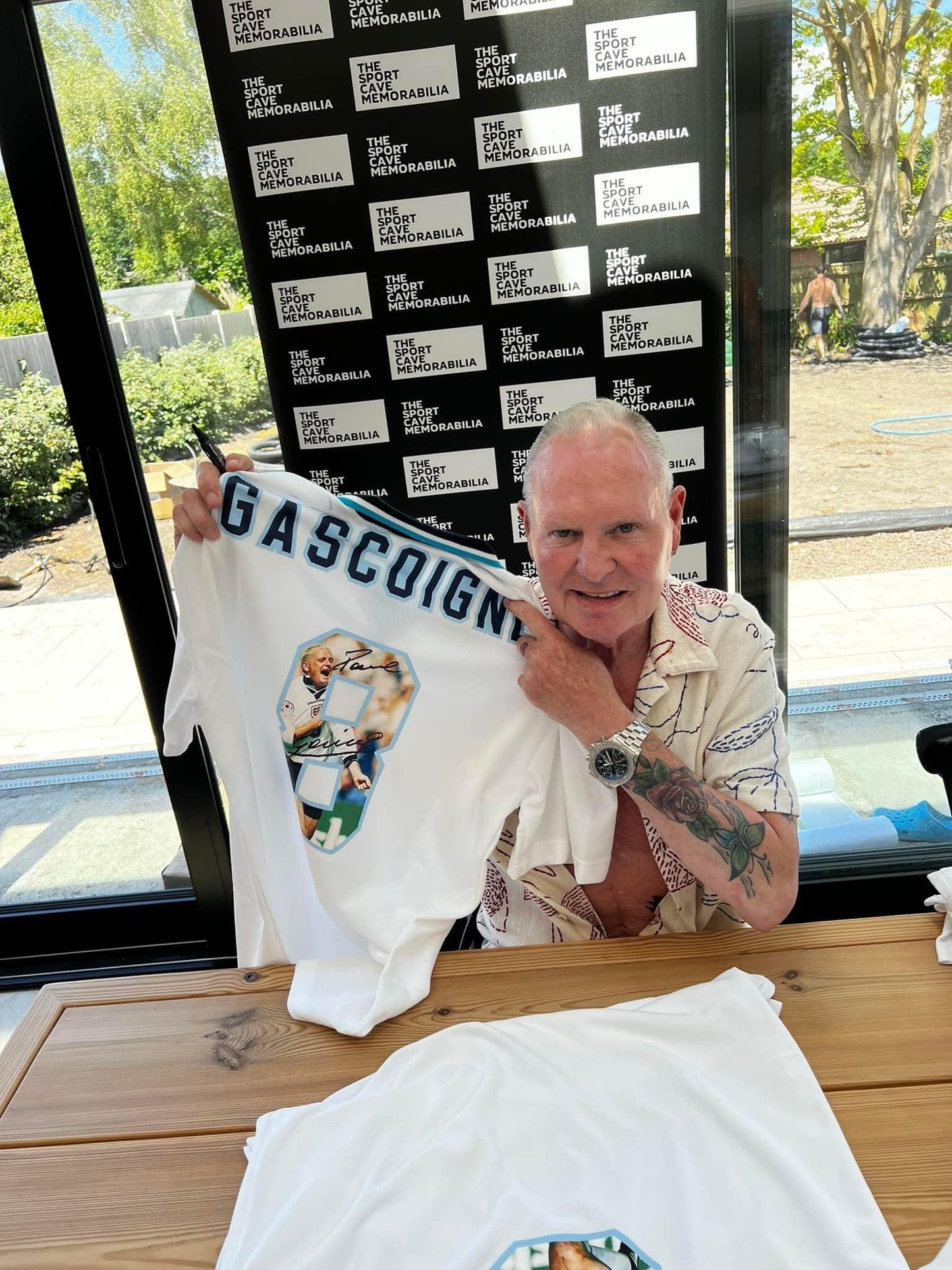 Paul Gascoigne Signed Official Score Draw Retro England Euro 1996 Home Shirt, Photo Number- Deluxe Framed