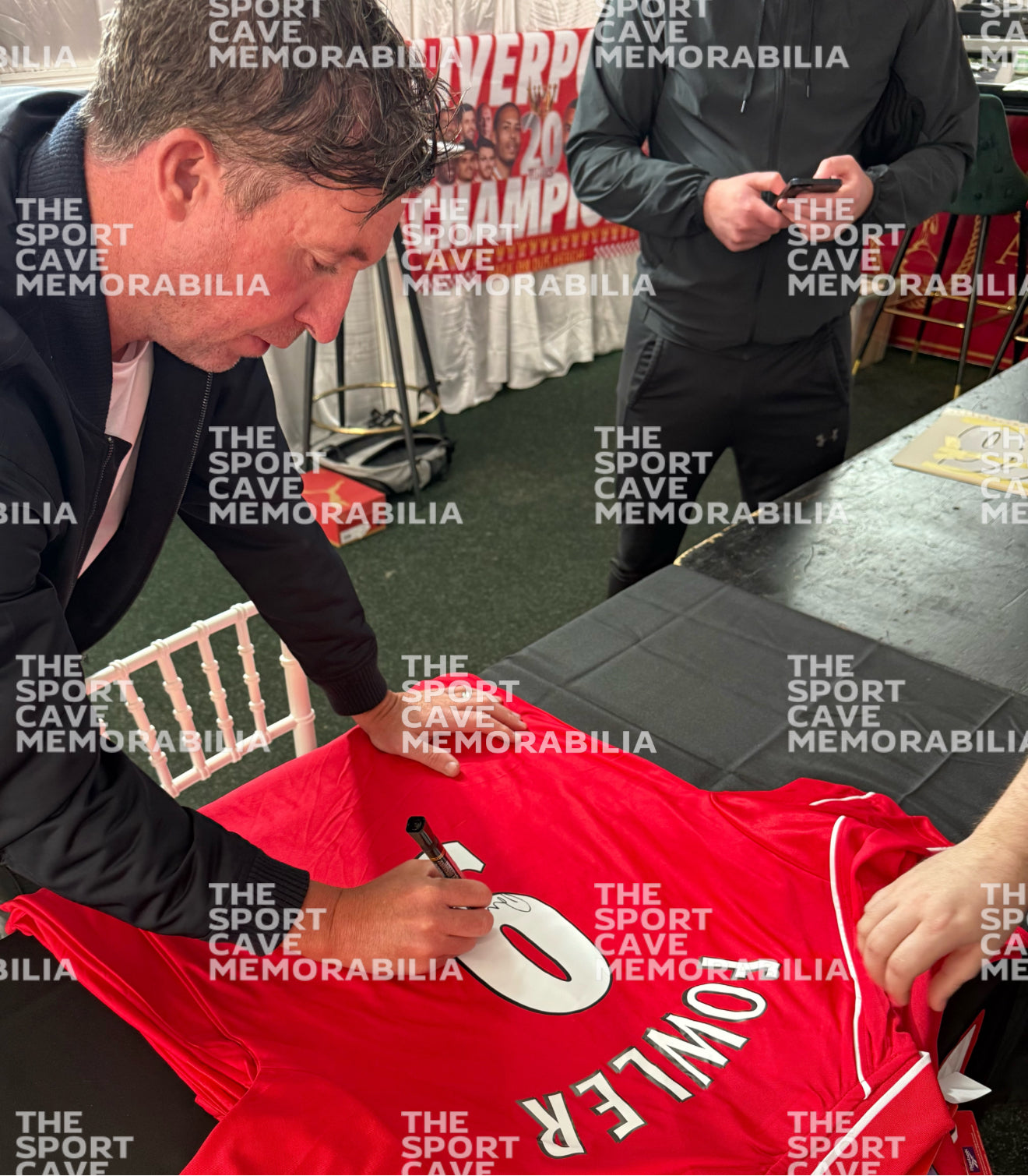 Robbie Fowler Signed Liverpool 2000/2001 Home Shirt