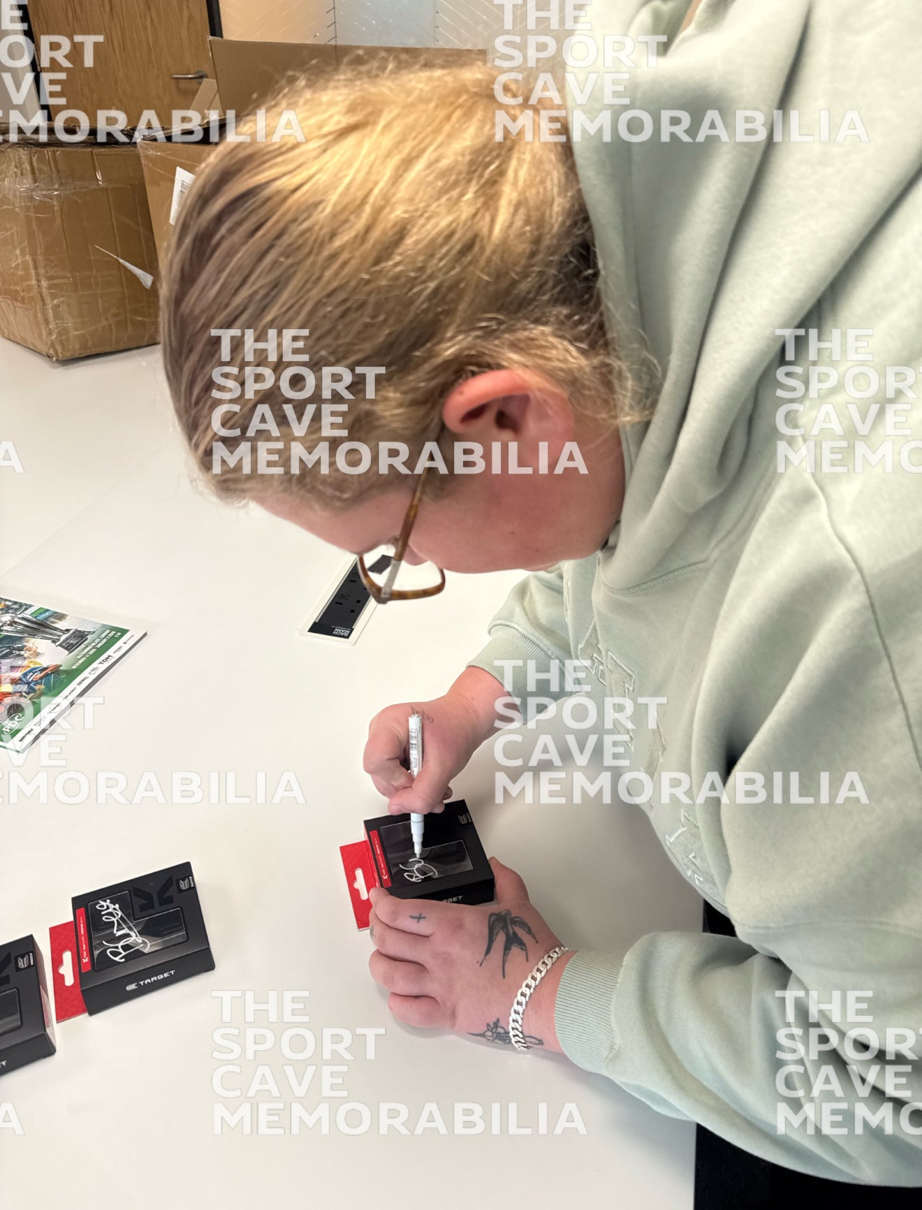 Beau Greaves Signed Target K Flex Flights Set